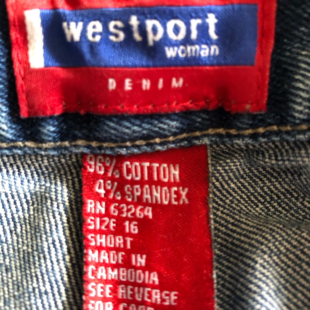 Jeans - Picture 2 of 4